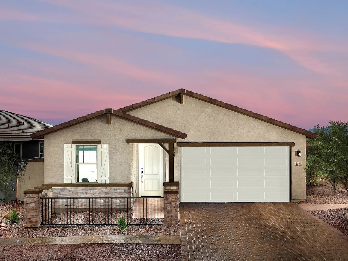 Luxurious Family-Friendly 3BR Escape - hero