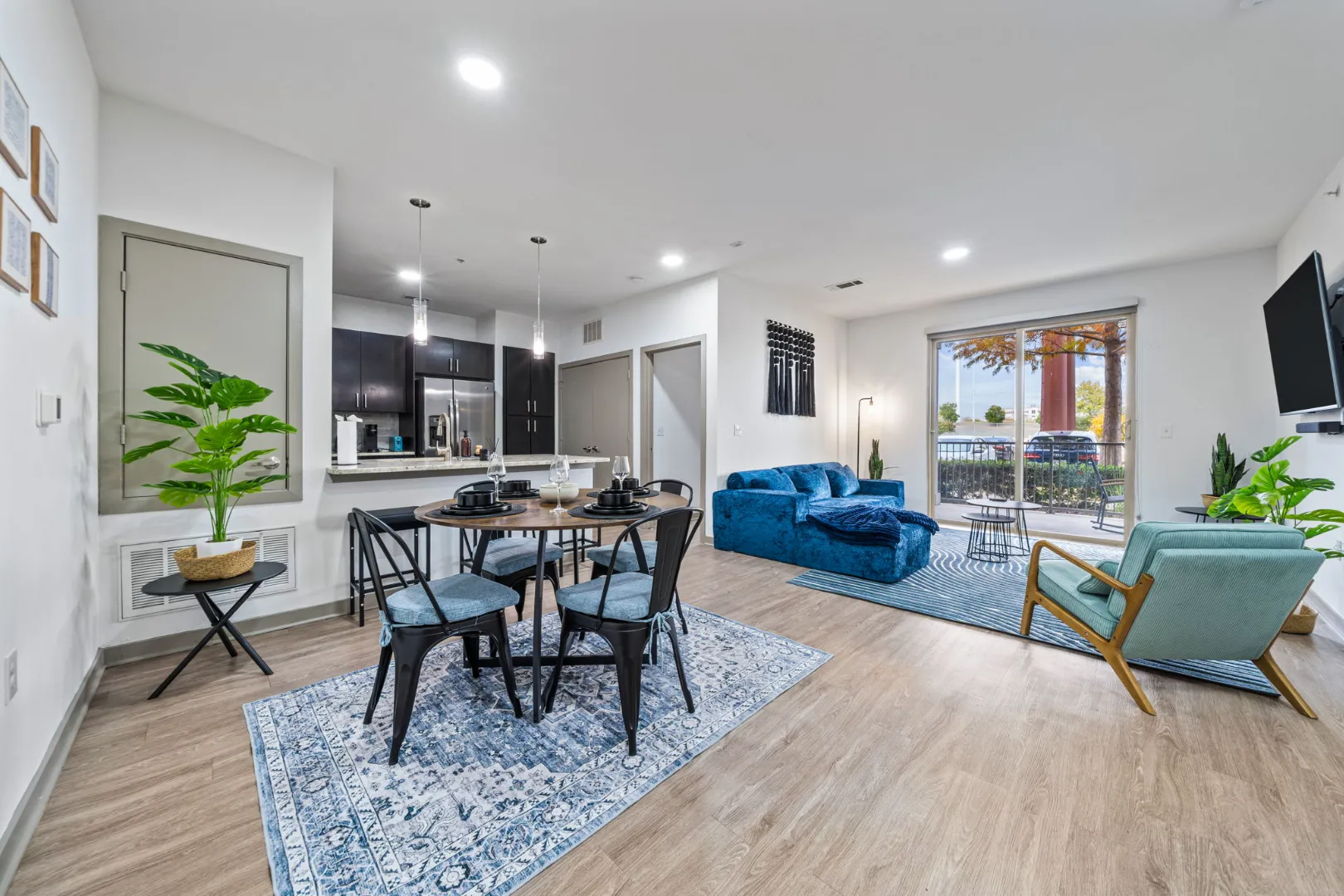 compressed_Copy of 5-SQFT-00005