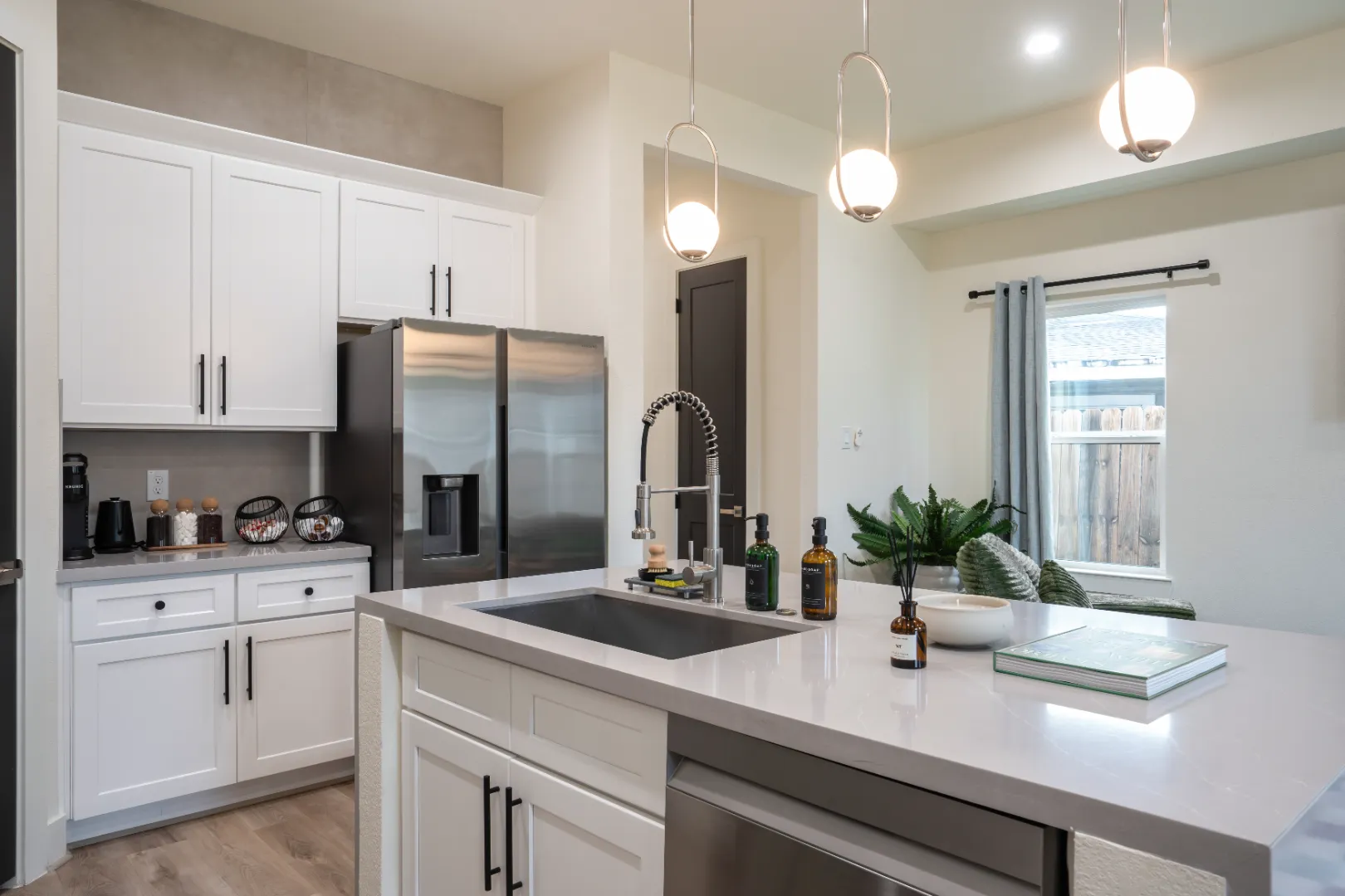 compressed_Copy of AW_Julie Schlegel - 018